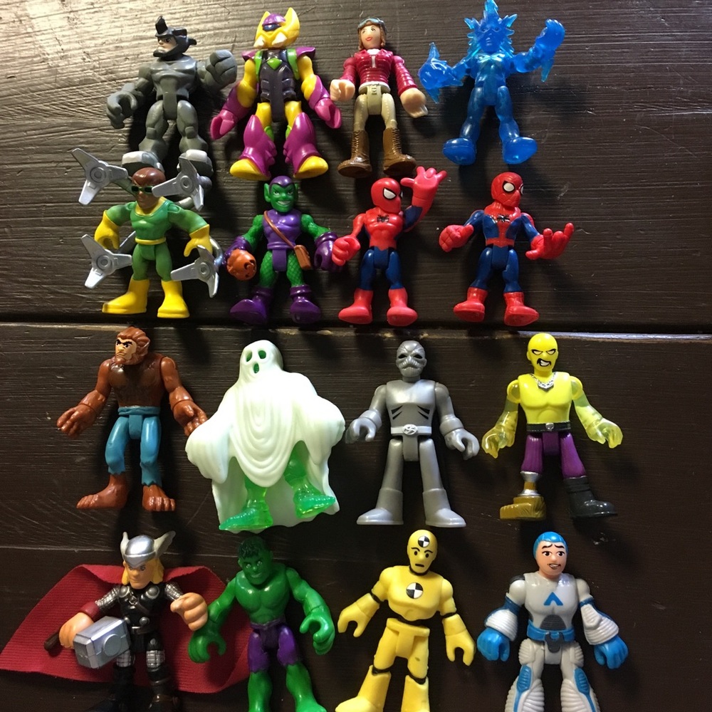 16 piece Imaginext and Hasbro action figure lot
